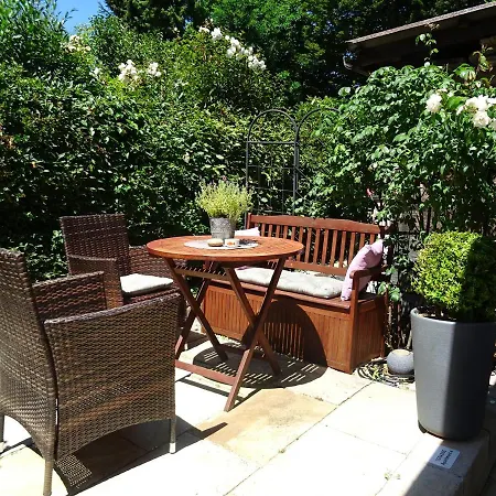 Bed & Breakfast Wohlfuehlhaus Immenstaad 4*